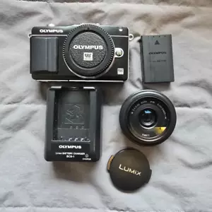 Olympus Pen Mini E-PM2 EPM2 w/ Lumix 20mm f1.7 Camera Lens M43 Micro four thirds - Picture 1 of 7