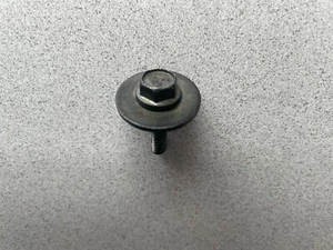 1998-2003 MERCEDES-BENZ ML320 ~ 1 REAR WIPER MOTOR SCREW ~ A1639900504 ~ OEM - Foto 1 di 3