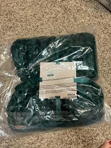 SUMMER & ROSE Mia Chunky Throw Blanket Green New Retail $150 - Picture 1 of 3