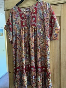 Sommerkleid Größe 48-52 neu 80 Prozent Seide - Bild 1 von 6
