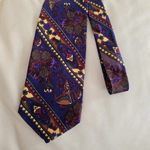 Gap Purple Blue Orange Yellow Paisley Luxury Silk Men's Necktie Tie - Picture 1 of 4