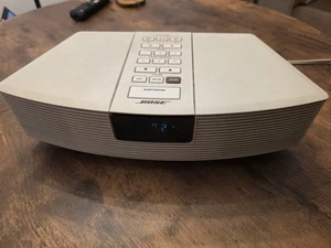 Bose AWR1-1W Acoustic Wave Radiowecker - Bild 1 von 6