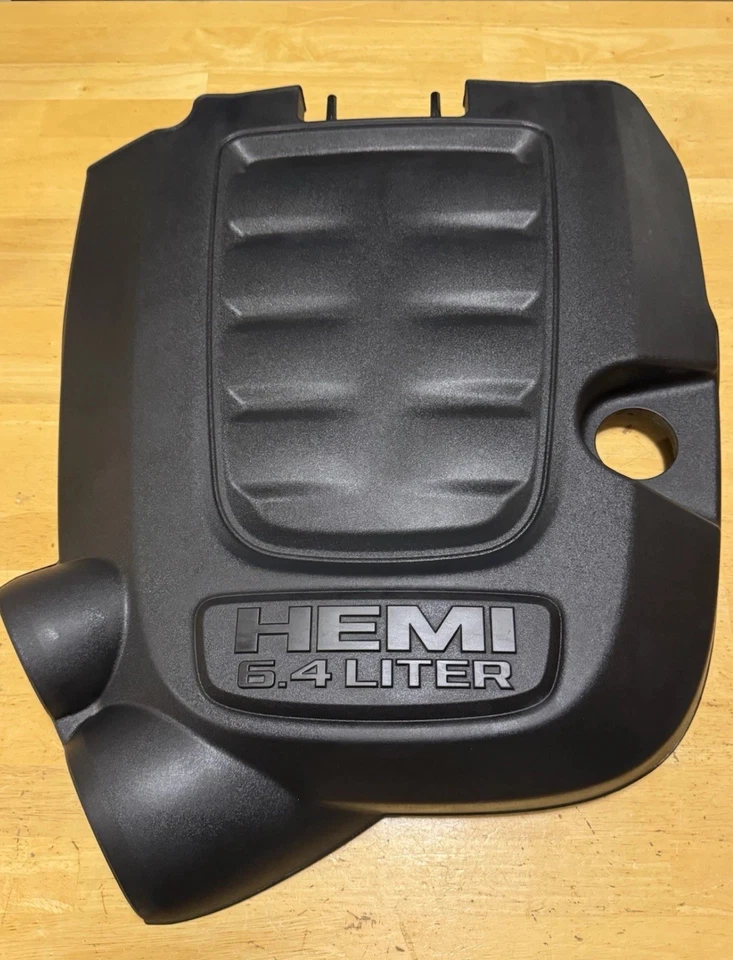 2014-2025 Dodge Ram 2500 3500 Engine Cover OEM 6.4L 4627495AC - Image 1 of 4