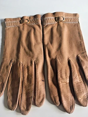Vintage 60s Carson Pirie Scott Brown Kid Leather Gloves. Made in Italy - Image 1 of 4