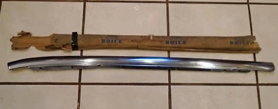 NOS 1950-1951 BUICK Tourback Sedan Front Door Belt Molding RH SUPER SPECIAL RM - Image 1 of 4