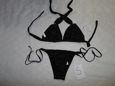 Top Halter Reversible Vitamin A Uptown NEGRO XS y Tanga Gia Parte Inferior de Bikini S Foto 1 de 4
