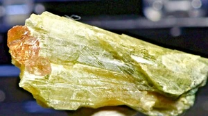 GEM HESSONITE ON DIOPSIDE ! JEFFREY MINE,QUEBEC,CANADA #9 - Picture 1 of 3