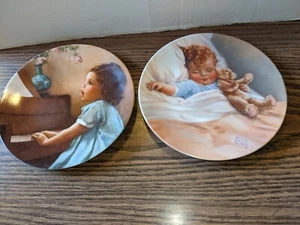 Pair of Bessie Pease Gutmann Collector Plates "Harmony" & "Happy Dreams" - Picture 1 of 5