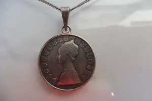 alte Silber-Kette mit Münz- Anhänger , 500 Lire , Italien - Bild 1 von 5