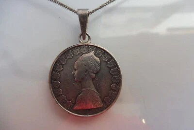 alte Silber-Kette mit Münz- Anhänger , 500 Lire , Italien - Bild 1 von 4