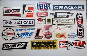 Lotto 24 Adesivi Auto Racing Decalcomanie Vintage Anni 60-70 NHRA Drag Racers Collezione J - Foto 1 di 6