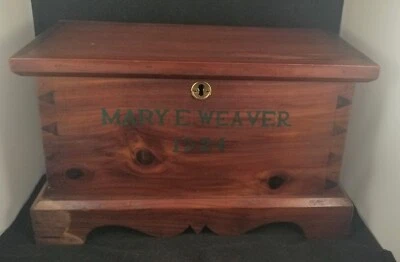 Cofre manta miniatura fechado, Lancaster County Pa Foto 1 de 4