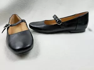 Naturalizer Black Leather Kelly Mary Jane Flats US 9.5M Adjustable Strap NWOB - Picture 1 of 8