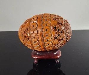 Antique Netsuke Ojime Peach Pit Medicine Holder Crosshatch Top c1900's ピルボックス - Picture 1 of 10