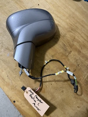 Espejo retrovisor lateral plateado Chrysler Pacifica 2017-2020 OEM | (izquierdo/conductor) Foto 1 de 4