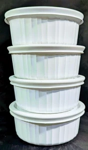 4 Corning Ware Französisch Weiß F-16-B mit 4 F-16-PC Kunststoffdeckeln EUC - Bild 1 von 4