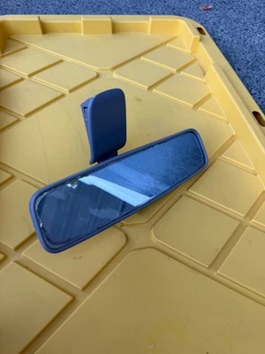 2001-2005 LEXUS IS300 Interior Rear View Mirror - Image 1 of 3