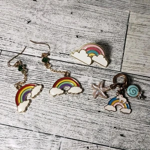 Coloridos Pendientes Colgantes Nube Arco Iris Colgantes y Sello Pin PLUS Colgantes Esmalte - Imagen 1 de 7