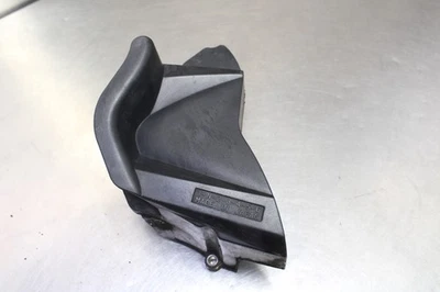 04-06 YAMAHA YZF R1 ENGINE SPROCKET COVER  Foto 1 de 4