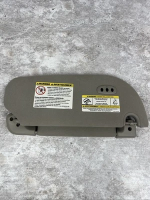 Lincoln Navigator 2003-2006 lado izquierdo parasol gris con espejo retrovisor iluminado Foto 1 de 4