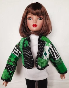 Ellowyne St. Patrick's Day Wendesteppjacke in Grün, Weiß & Schwarz. - Bild 1 von 3