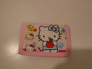 Hello Kitty Trifold Wallet Coin Purse Wallet zipper and hook and loop closure - Picture 1 of 4