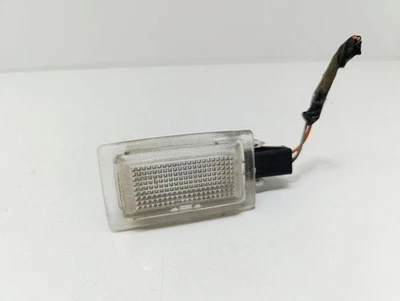 Pontiac Trans Sport 2005 Rear Right Other Light Interior UST130567 - Image 1 of 4