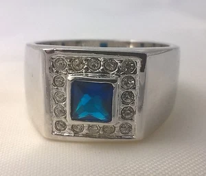 G-Filled 18ct white gold simulated diamond sapphire Men's ring Gents blue square - Picture 1 of 4