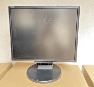 NEC MultiSync 195VX+ 19” 75Hz 180° LCD Monitor - Picture 1 of 6