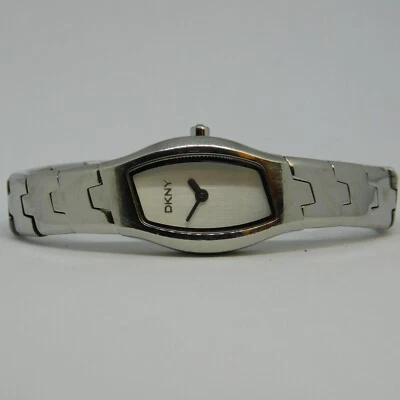 Reloj de cuarzo para mujer DKNY NY-3255 de acero inoxidable macizo talla Batería Nueva 6" Foto 1 de 4