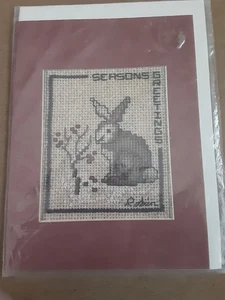 Vintage Needle Arts 1983 by Robin Rowe, Snowshoe Hare, Card - Picture 1 of 3