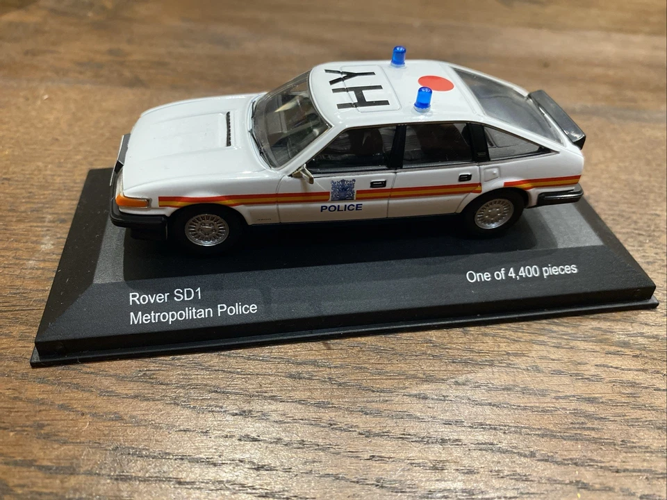 Vanguards Rover SD1 V8 3500 SE - Metropolitan Police Car  VA09001 1:43 #817 - Image 1 of 4