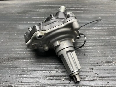 Honda CBR1000rr 2016, bomba de agua, motor bomba de agua #1925 Foto 1 de 4