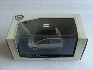 NOREV 783050 Lancia Musa Grigio Perla Blanc 1/43 Voiture Miniature - Foto 1 di 5