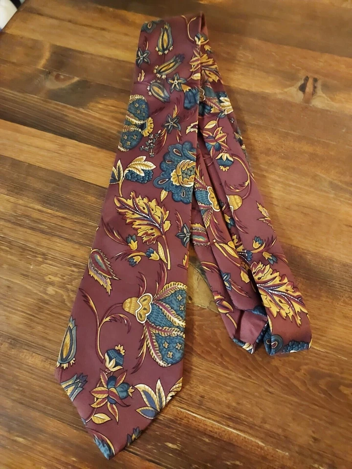 102 Madison 3.5" Classic Silk Tie Wine/Navy/Gold Paisley, Men's Necktie - Image 1 of 4
