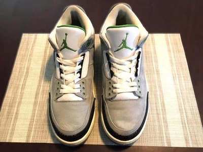 Talla 9.5 - Air Jordan 3 Retro Clorofila Gris Blanco Cuero Gamuza (136064-006) Foto 1 de 4