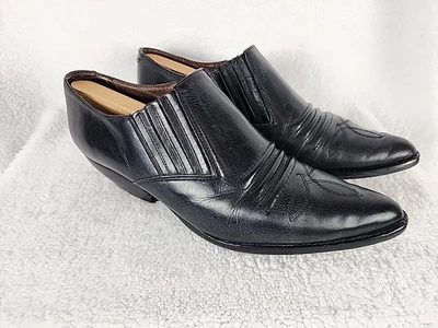 Vtg 90s GUESS by Georges Marciano Western Low Heel Ankle Boots Embroidered 8.5 B - Image 1 of 4