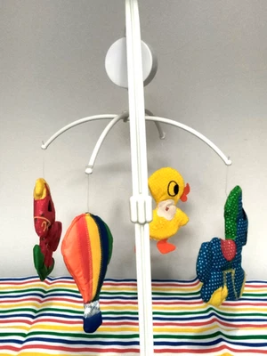 Globo de aire móvil musical y animales de colección The Red Calliope 1982 usado en excelente estado Foto 1 de 4