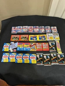 1981-89 Baseball Wax Pack Box Lot Of 33 Packs Topps Fleer Donruss Panini *BL41 - Picture 1 of 13