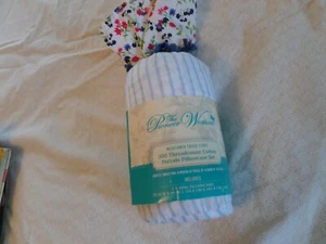 Pioneer Woman King Kissenbezug Set Blau Streifen Wildblumen werfen - Bild 1 von 6