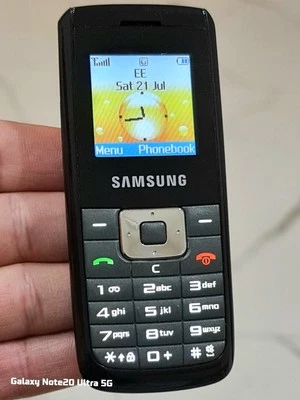 Samsung SGH-B100 (Unlocked) Mobile Phone Excellent Condition With Charger - Image 1 of 4