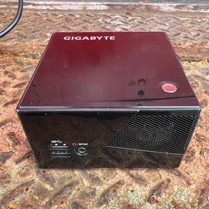 Gigabyte  i7 4770R, 16GB RAM, 223GB SSD, GB-BXi7-4770R, AC adpater - Picture 1 of 9