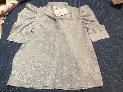 Blusa Gillian mujer MARCO, talla XS, color es azul claro, nueva con etiqueta puesta. Foto 1 de 4