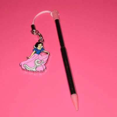 Lápiz óptico retráctil 3DS con dije de Blancanieves - Selecciona color Foto 1 de 2
