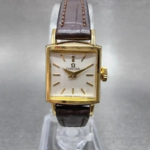 Reloj Omega Tank Mujer 17mm Esfera Blanca Chapado en Oro Rectángulo Cuerda Manual Funciona - Imagen 1 de 11