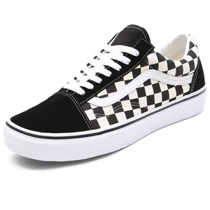 Scarpe Vans Old Skool Taglia 41 Cod VN0A38G1P0S Nero - Foto 1 di 6