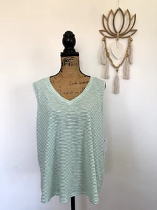 NWT Tek Gear Woman's Tank Green | White Stripes Sleeveless Breathable Tank Sz 1X - Picture 1 of 5