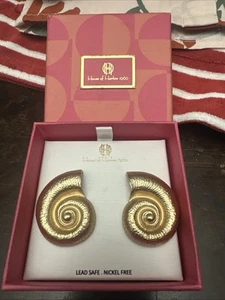 NIB House Of Harlow Seashell Oversized Gold tone Earrings - Picture 1 of 2