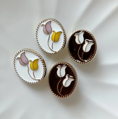 10pcs 20mm Black/ White coloured flower oval metal clothing shank buttons sewing - Image 1 of 3