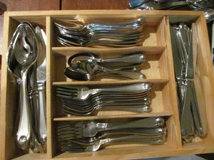 *ONEIDA SATIN "GRANAT" EDELSTAHL BESTECKSET PORZELLAN 71-TEILIG Silberbesteck - Bild 1 von 2